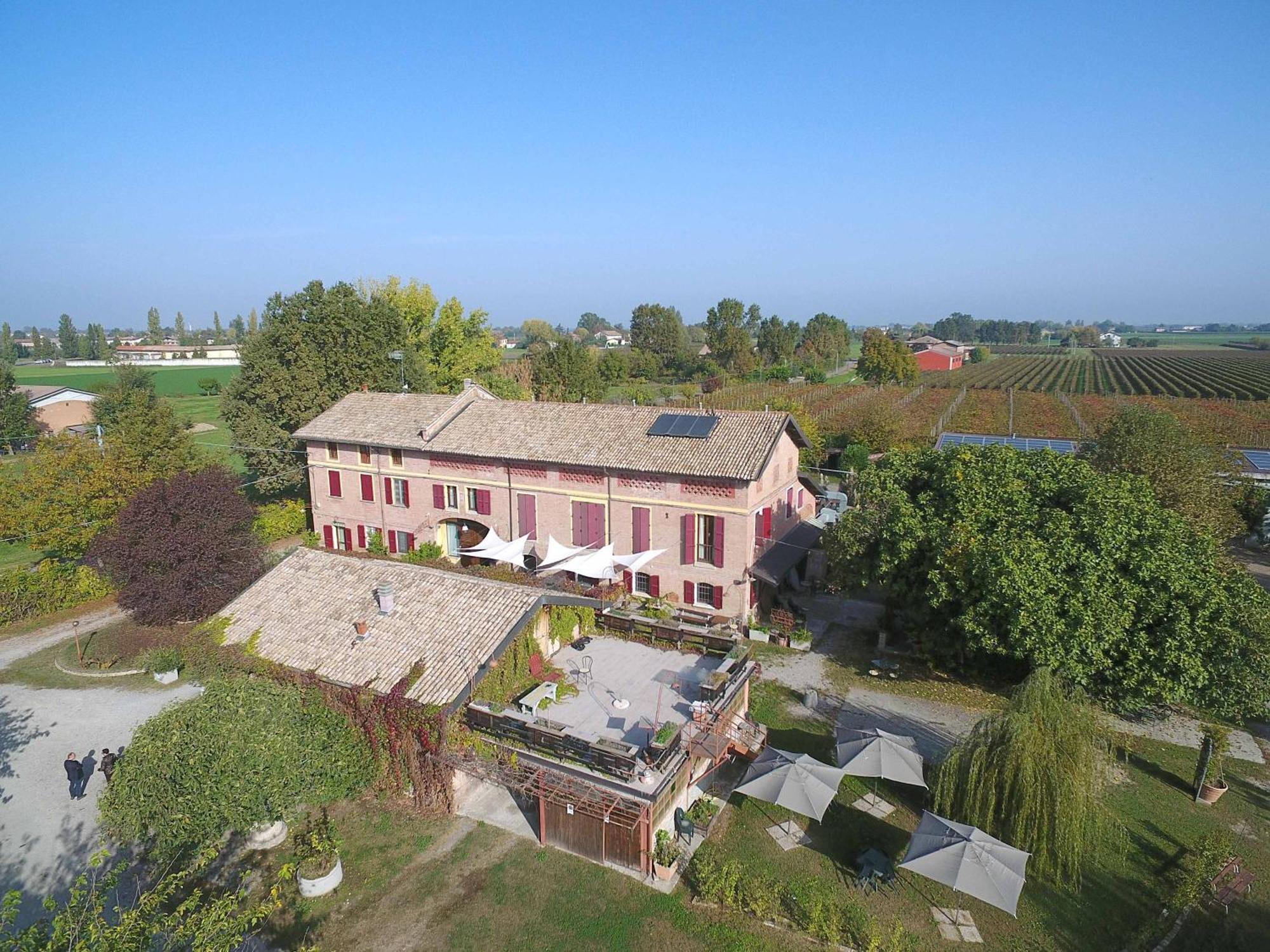 Agriturismo Il Bove Reggio Emilia Eksteriør billede